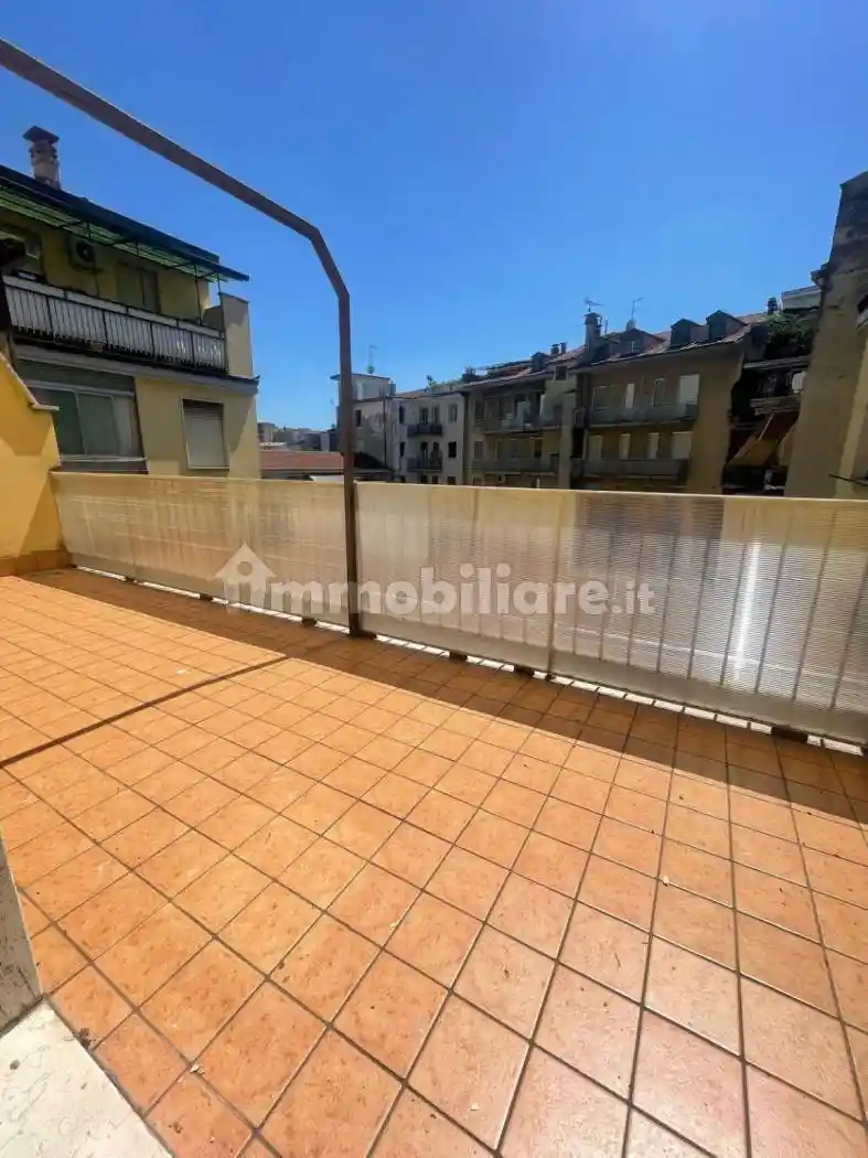 Appartamento in vendita a Piacenza