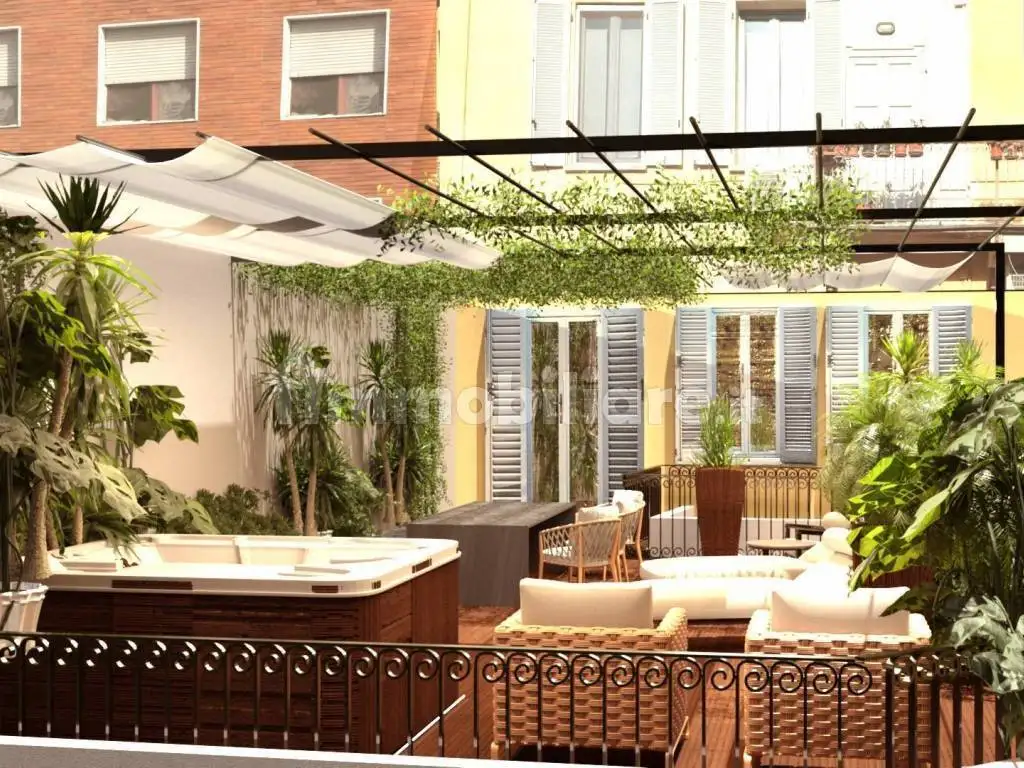 Penthouse - Attic in vendita a Milan