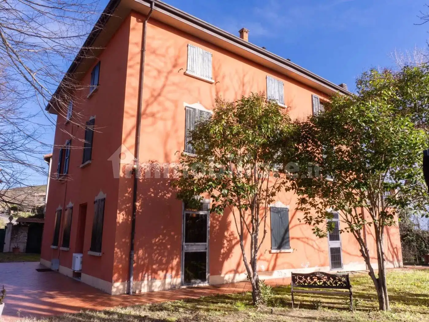 Villa in vendita a Pianoro