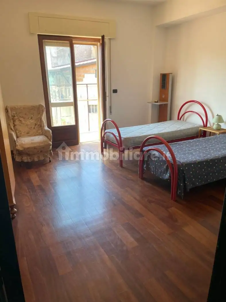 Appartamento piazza della Vittoria 30, Centro, Decollatura - foto 2