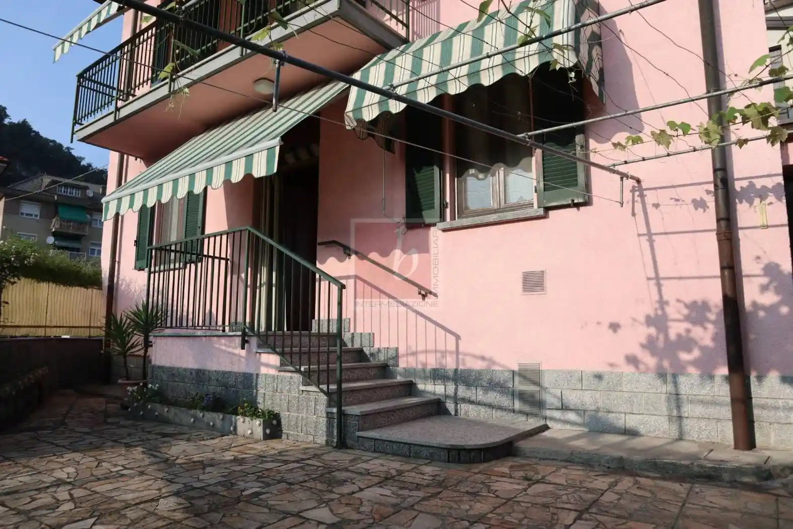 Casa indipendente in vendita a Cittiglio