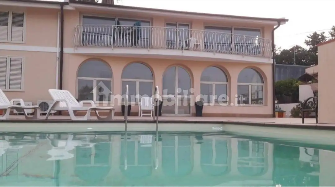 Villa in vendita a Siracusa