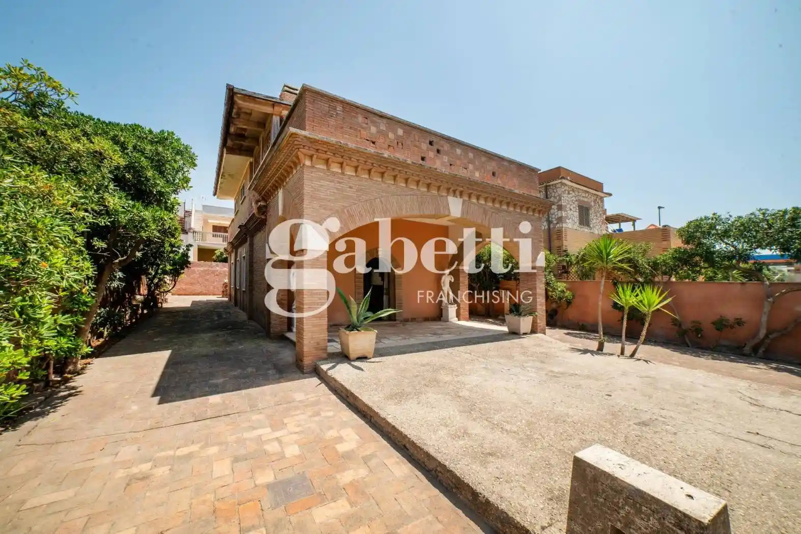 Villa in vendita a Pomezia