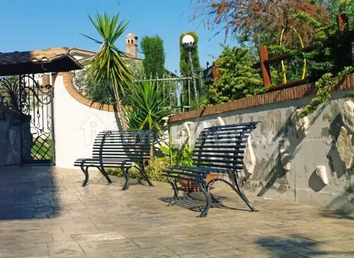 Palazzo - Edificio in Vendita - foto 2