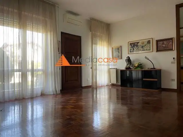 Quadrilocale buono stato, piano terra, Bellinzago Lombardo - foto 2