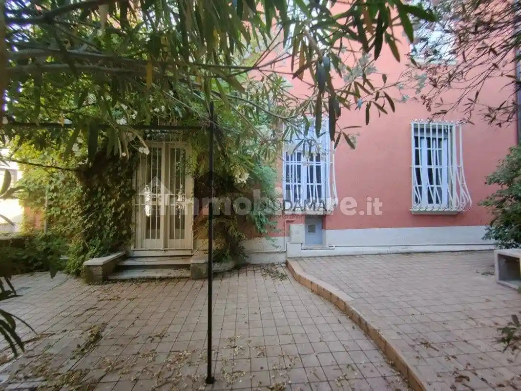 Villa in vendita a Brescia