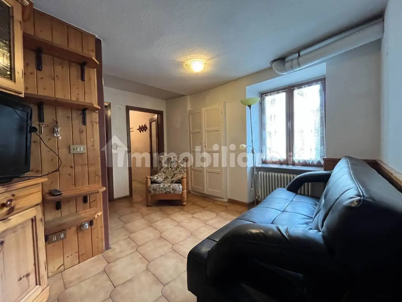 Terratetto unifamiliare 307 m², buono stato, Caldes - foto 5