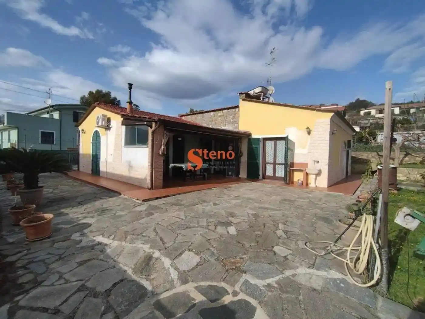 Villa in vendita a Imperia