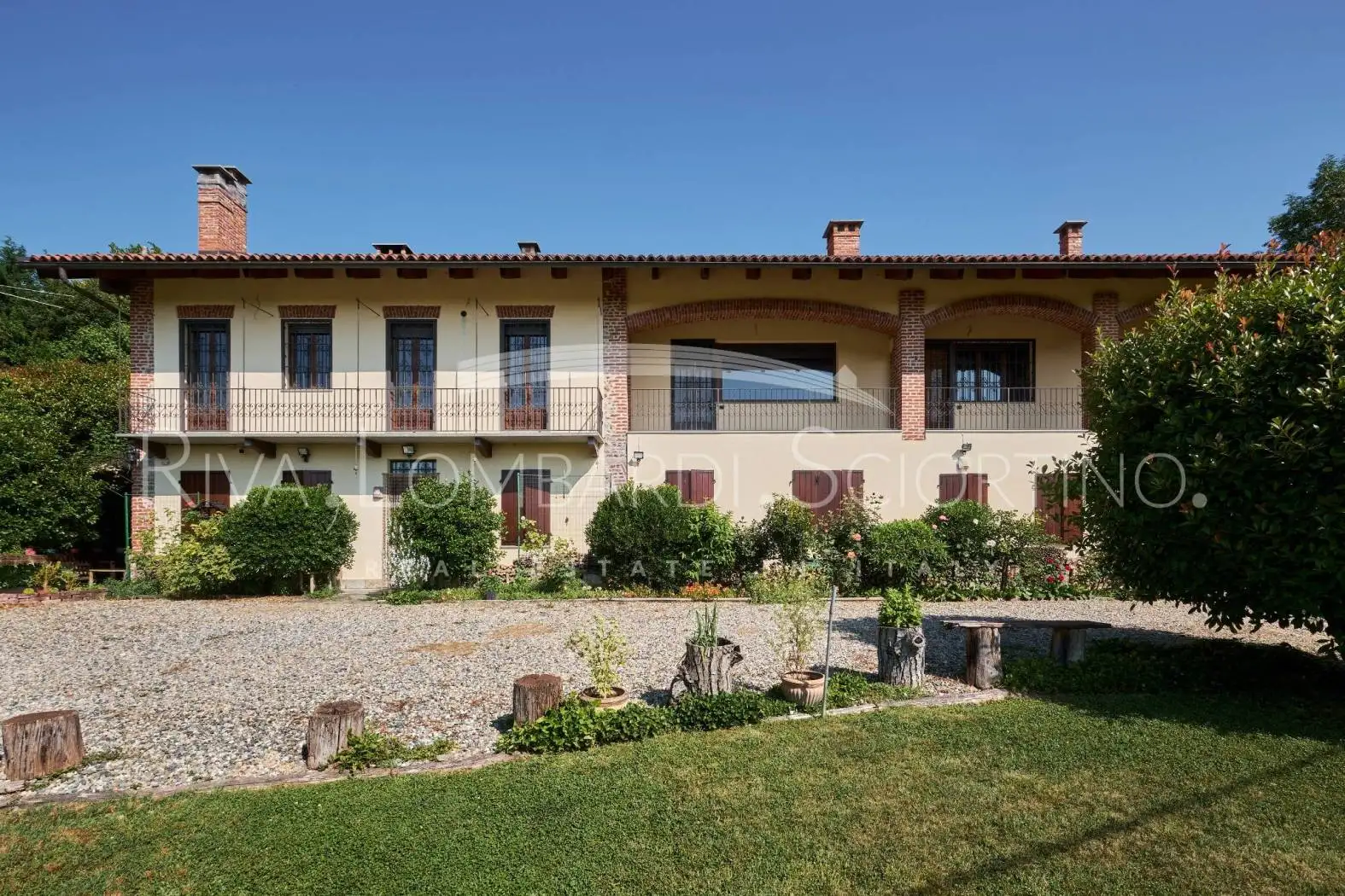 Rustico - Casale in vendita a Albugnano