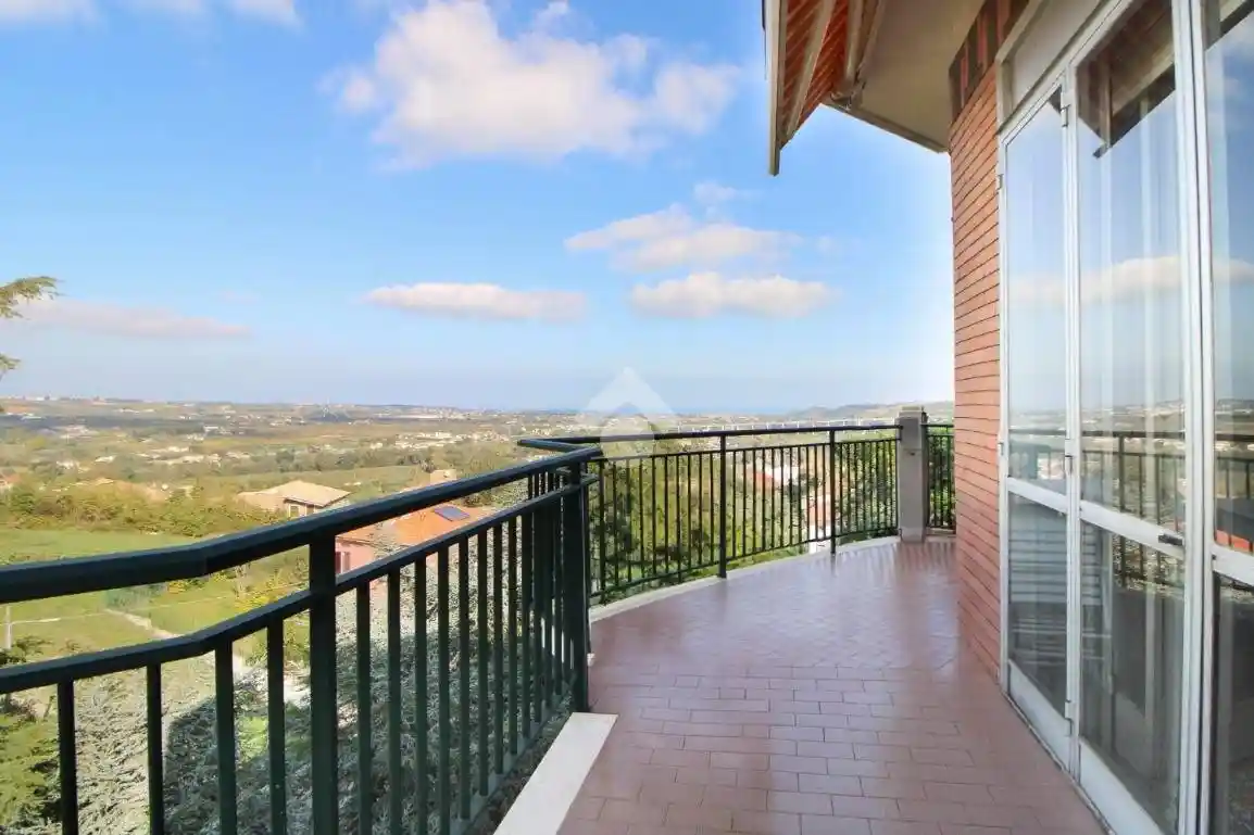 Quadrilocale via Papa Giovanni XXIII 8, Centro, Miglianico - foto 2