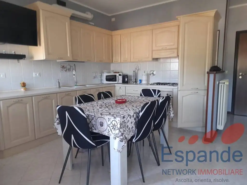 Trilocale buono stato, Castel di Casio - foto 2