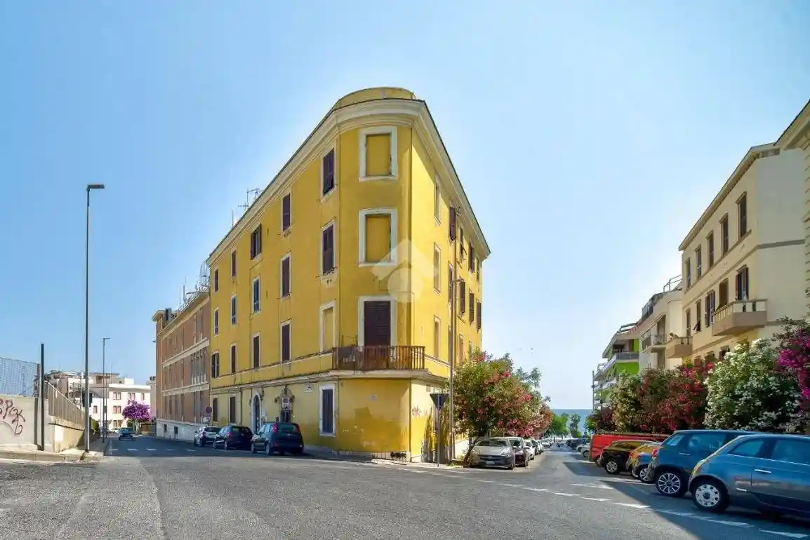 Appartamento in vendita a Civitavecchia