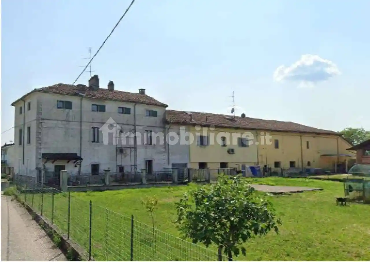 Palazzo - Edificio in vendita a Casale Monferrato