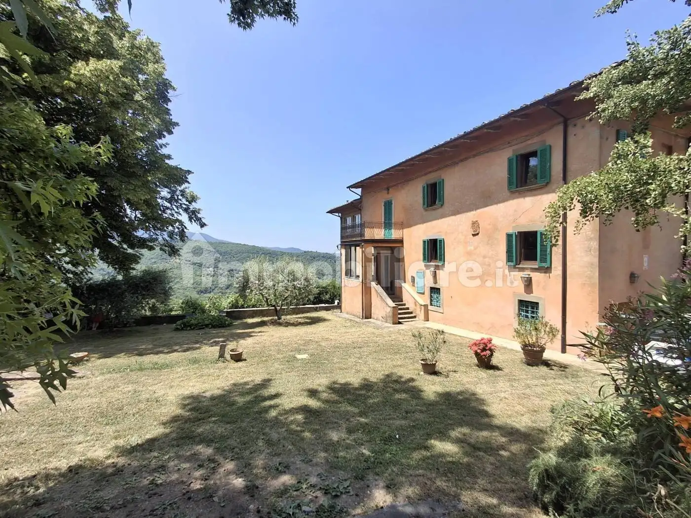 Villa in vendita a Arezzo