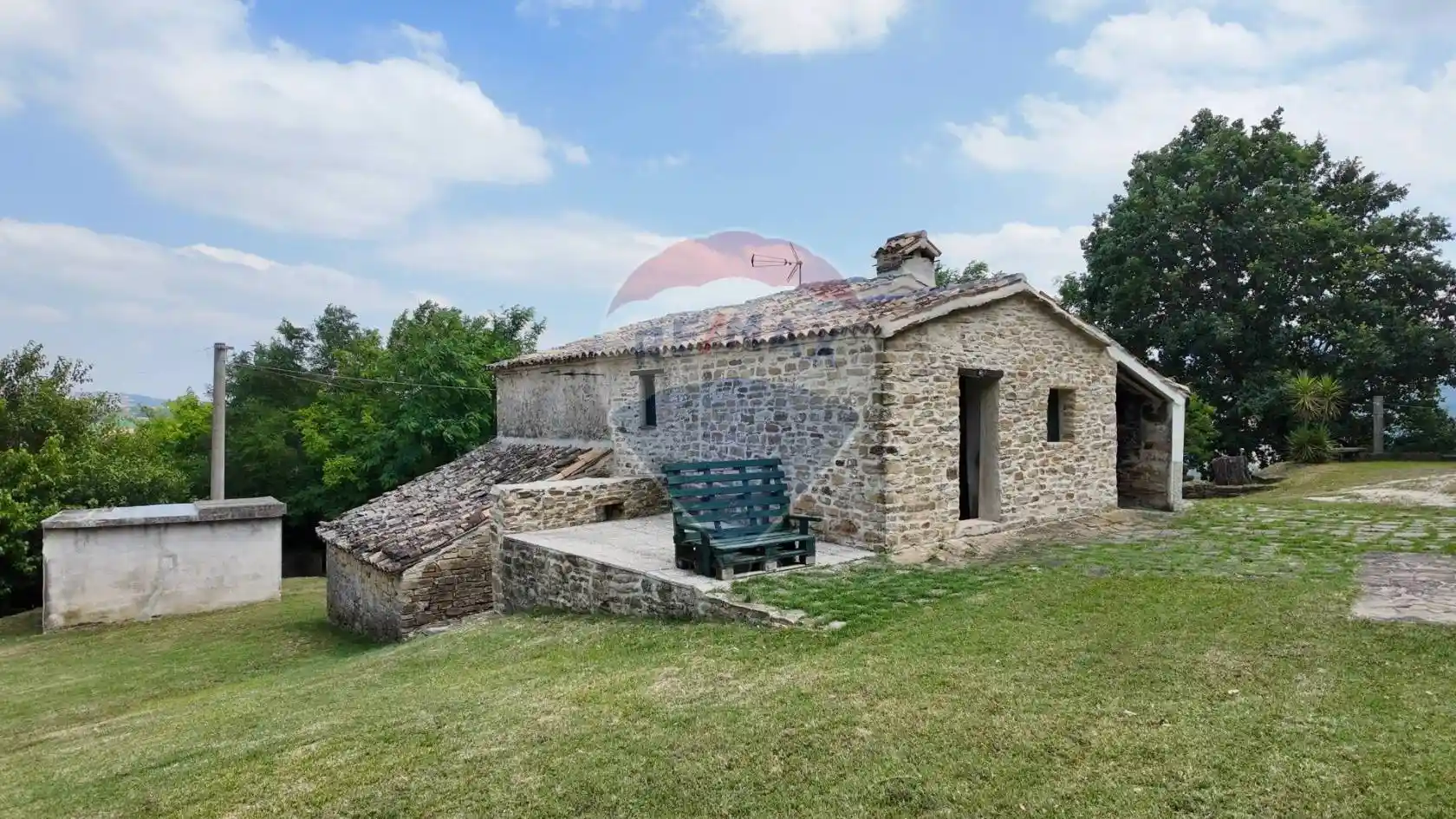 Casa indipendente in vendita a Serra San Quirico