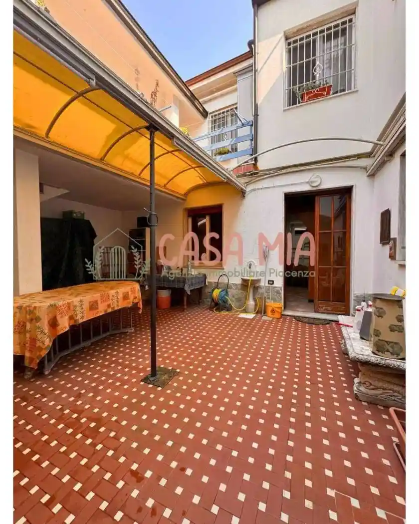 Appartamento in vendita a Castel San Giovanni