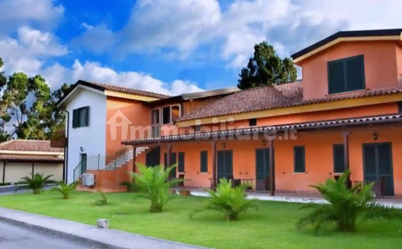 Palazzo - Edificio in Vendita - foto 2