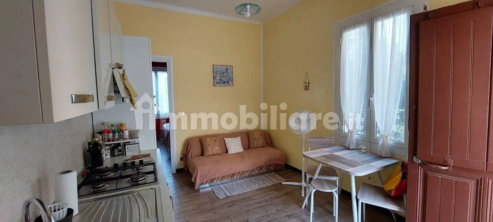 Appartamento in affitto a Imperia