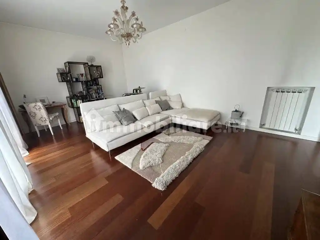 Villa unifamiliare via Papa Giovanni XXIII 123, Borbiago, Mira - foto 5