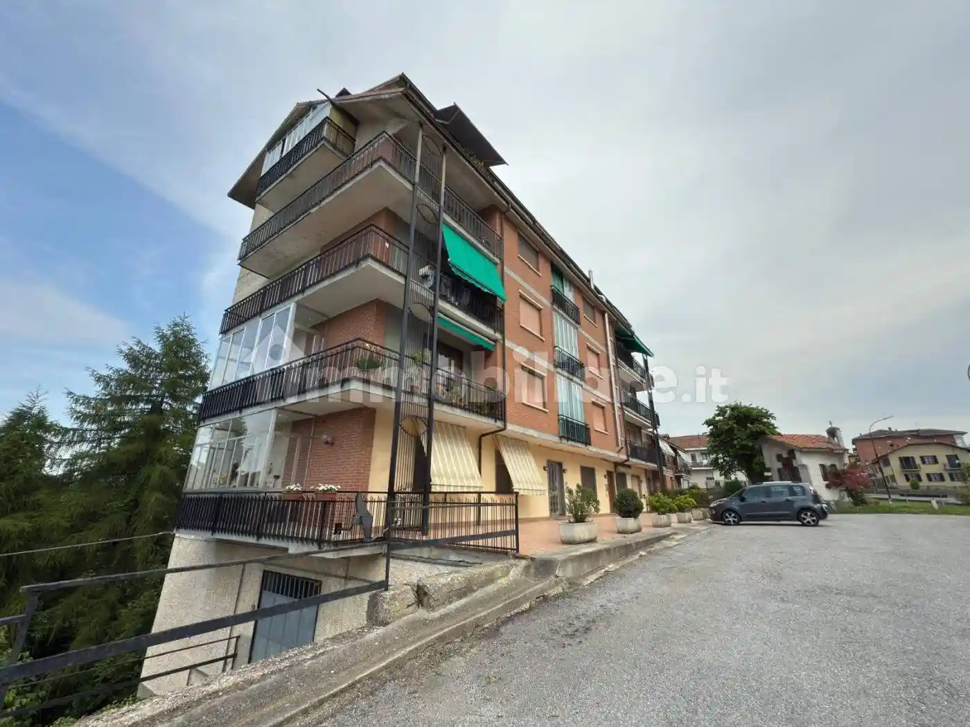 Trilocale corso Paolo della Valle 22, Centro, Bossolasco - foto 2