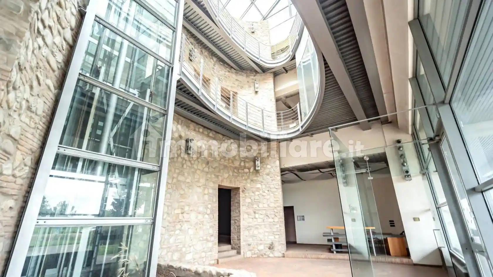 Palazzo - Edificio in vendita a Sassuolo