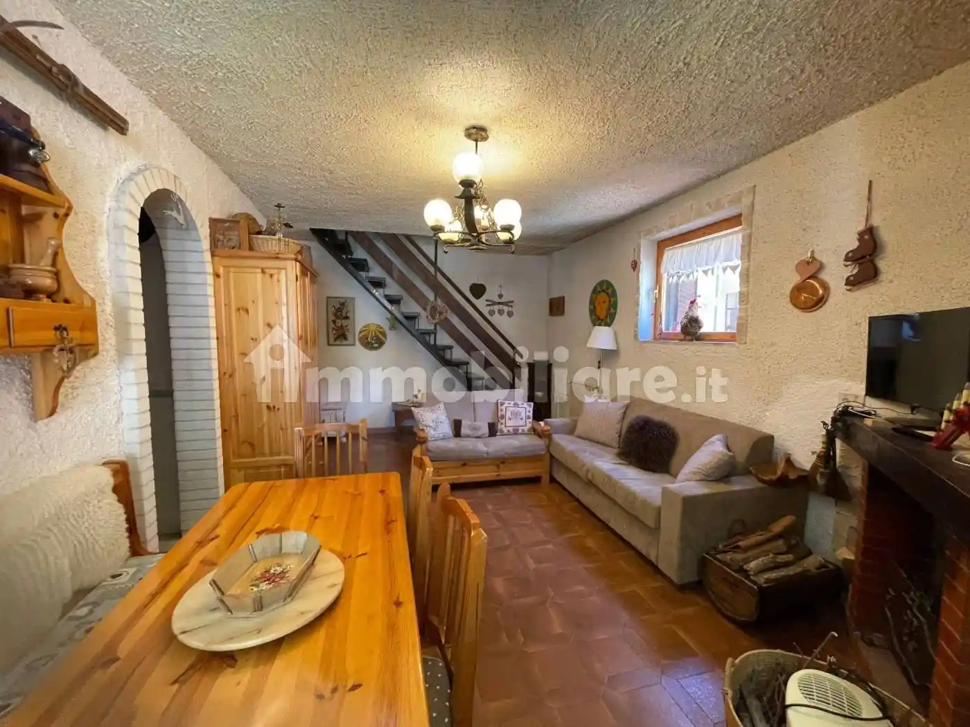 Quadrilocale via Menovera, Colle Belvedere, Rocca di Mezzo - foto 2