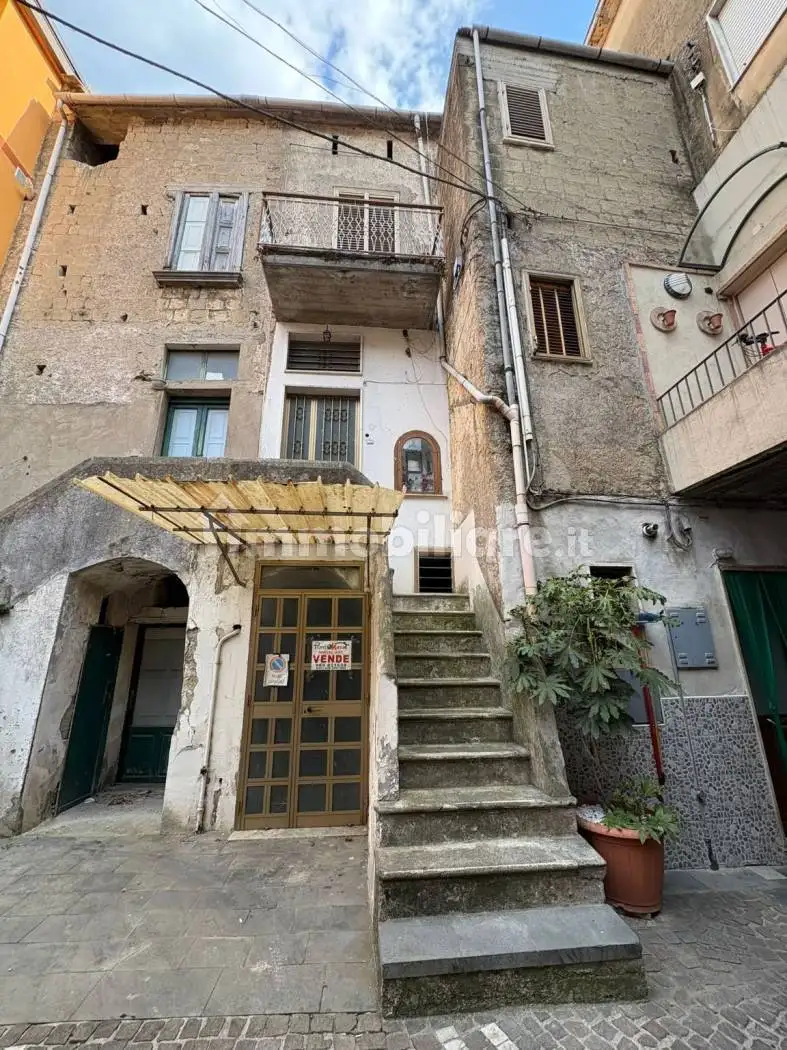 Casa indipendente in vendita a Mercato San Severino