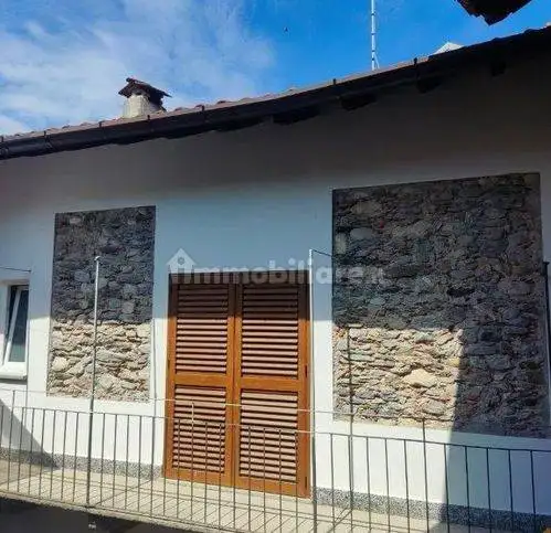 Appartamento in vendita a Mesenzana