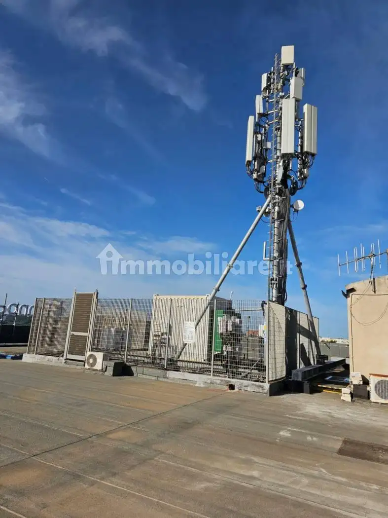 Palazzo - Edificio in vendita a Sassari