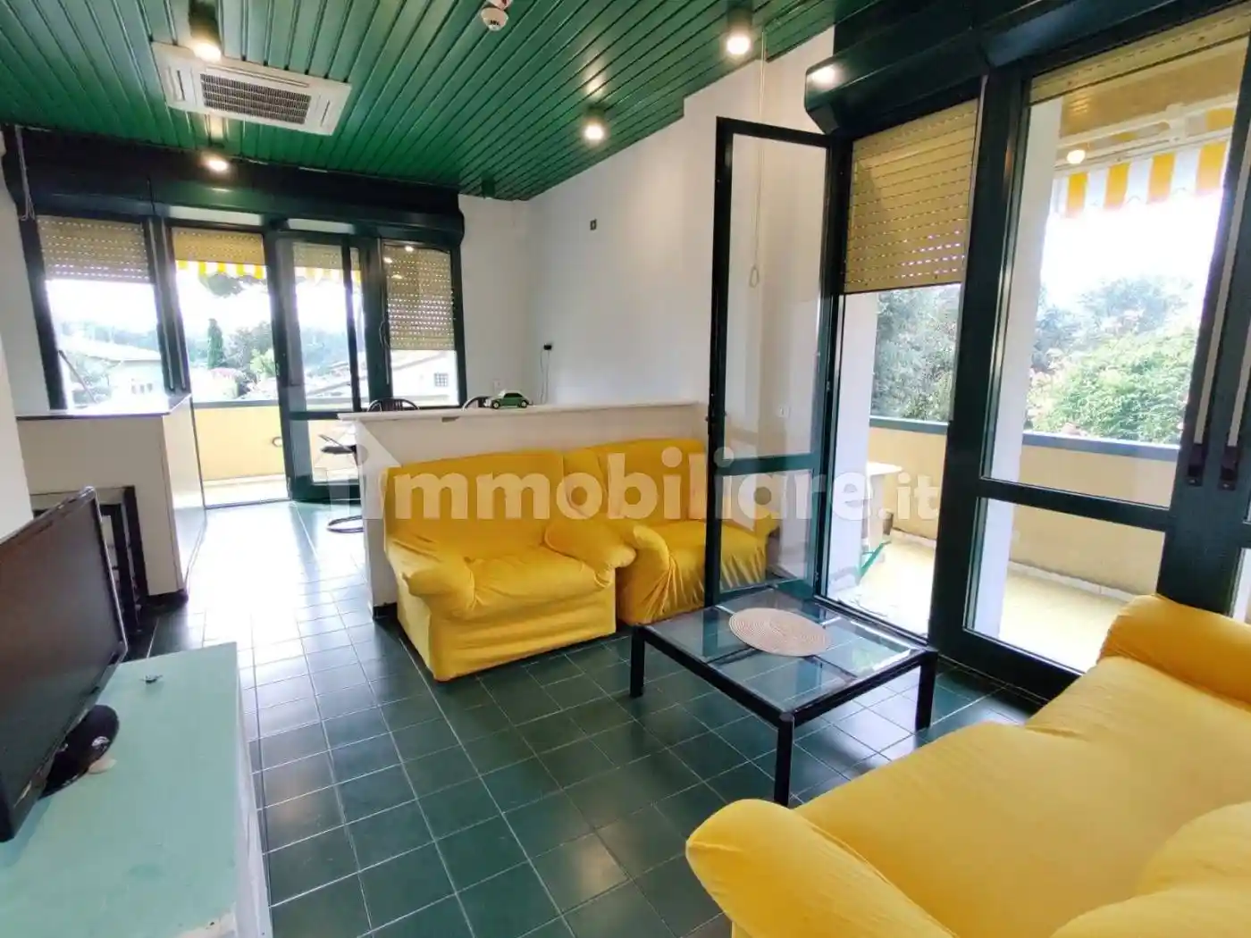 Appartamento in vendita a Montignoso