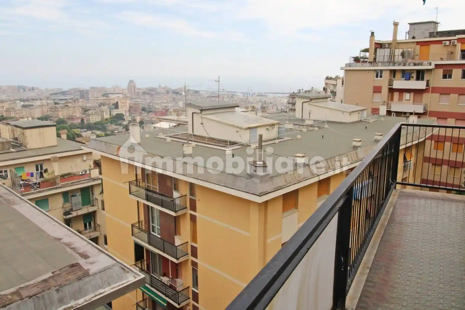 Appartamento in affitto a Genova