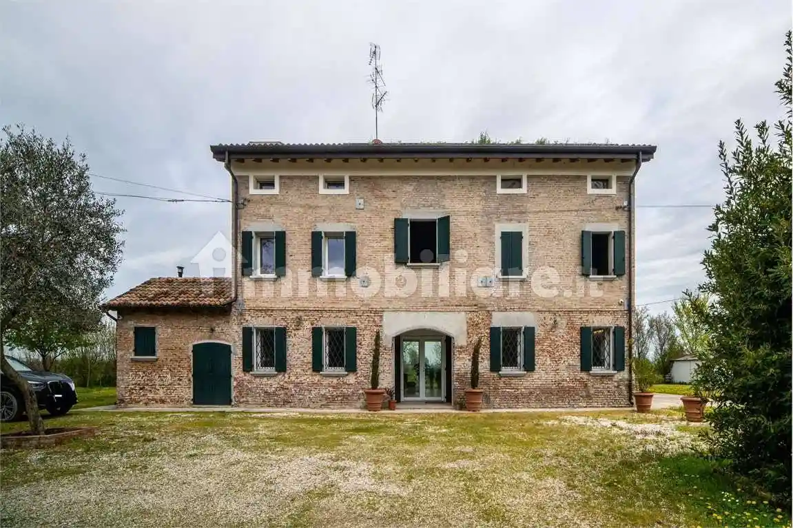 Villa in vendita a Rio Saliceto