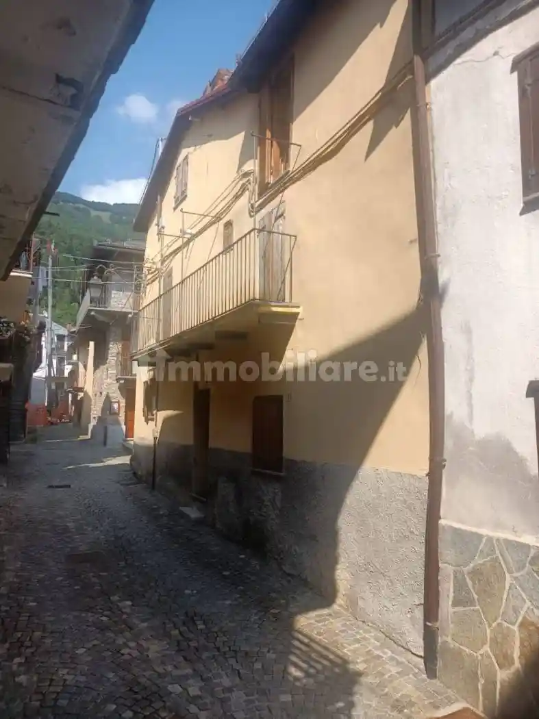 Casa indipendente in vendita a Limone Piemonte