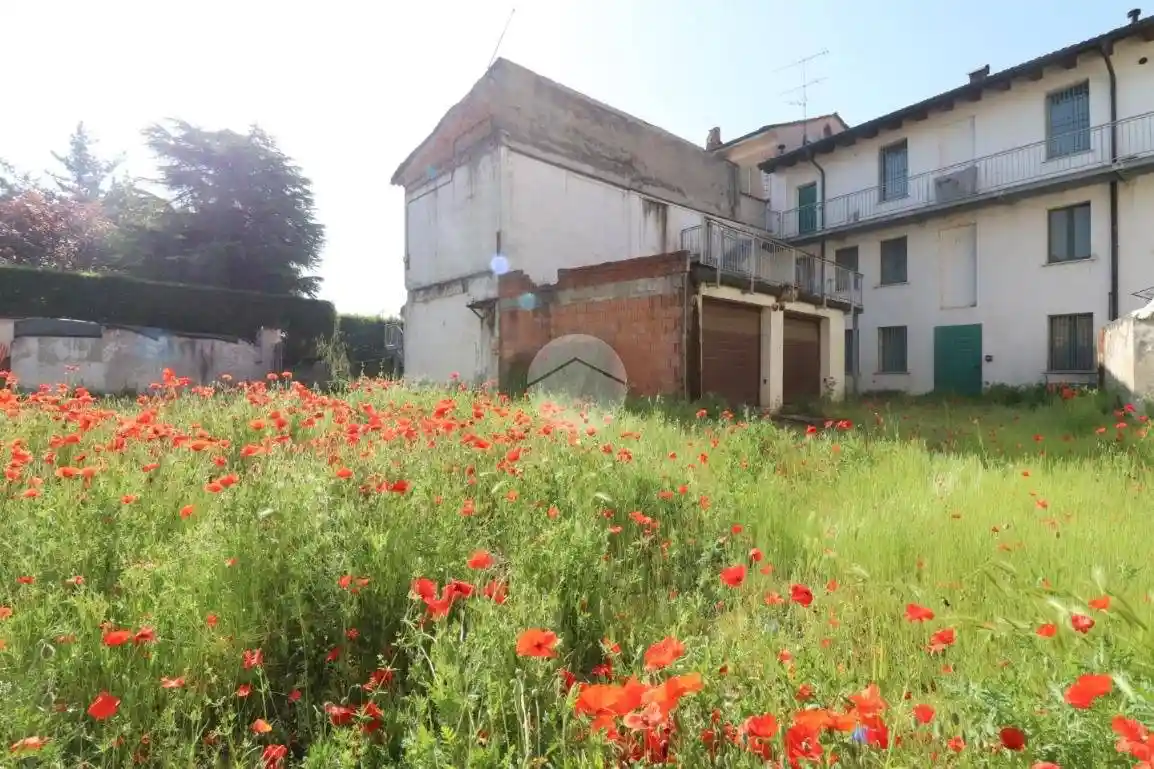 Palazzo - Edificio in vendita a Mantova