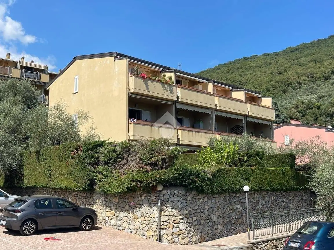 Appartamento in vendita a Diano Arentino