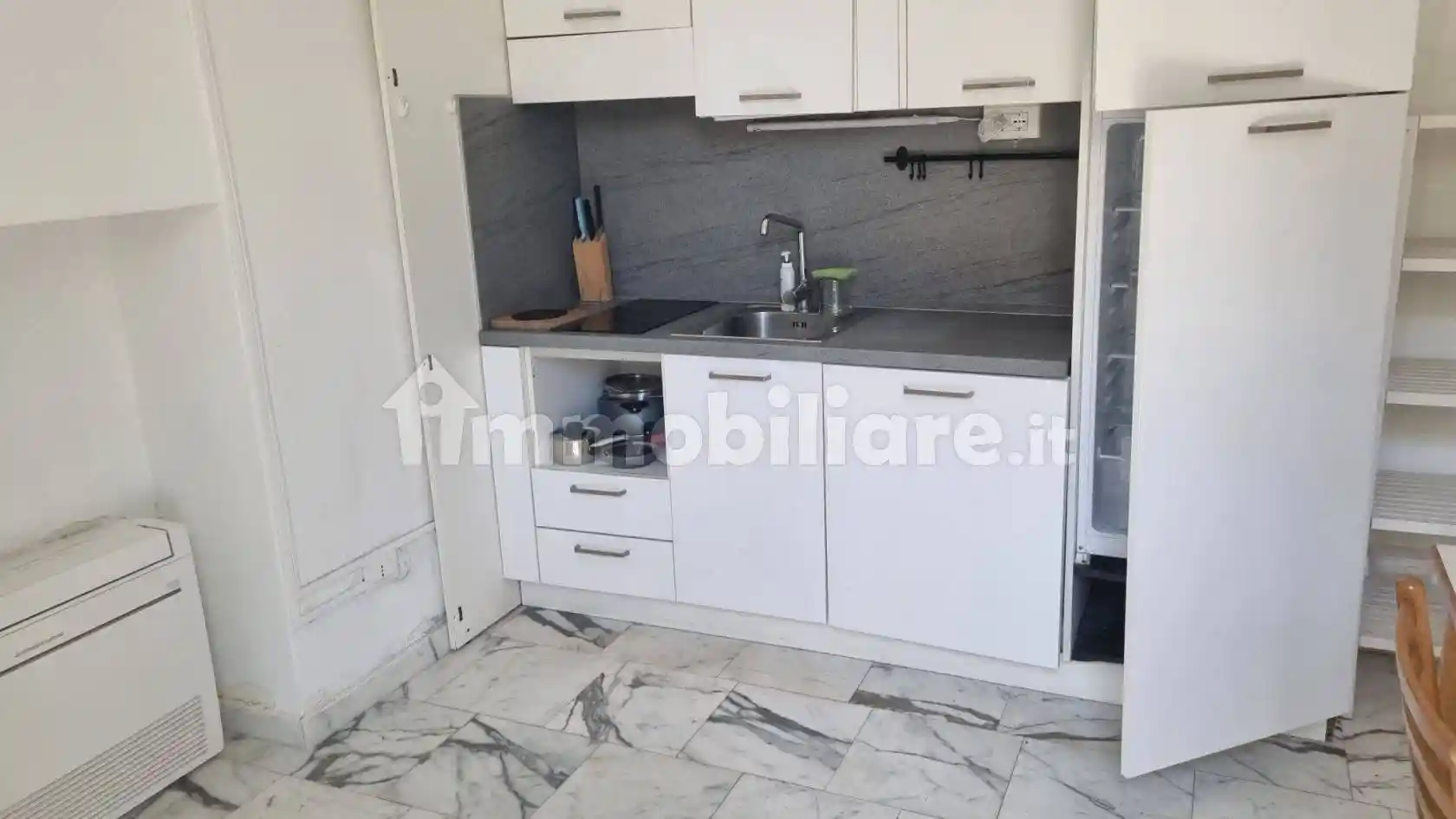 Trilocale via Venezia 28, Marina di Carrara, Carrara - foto 3