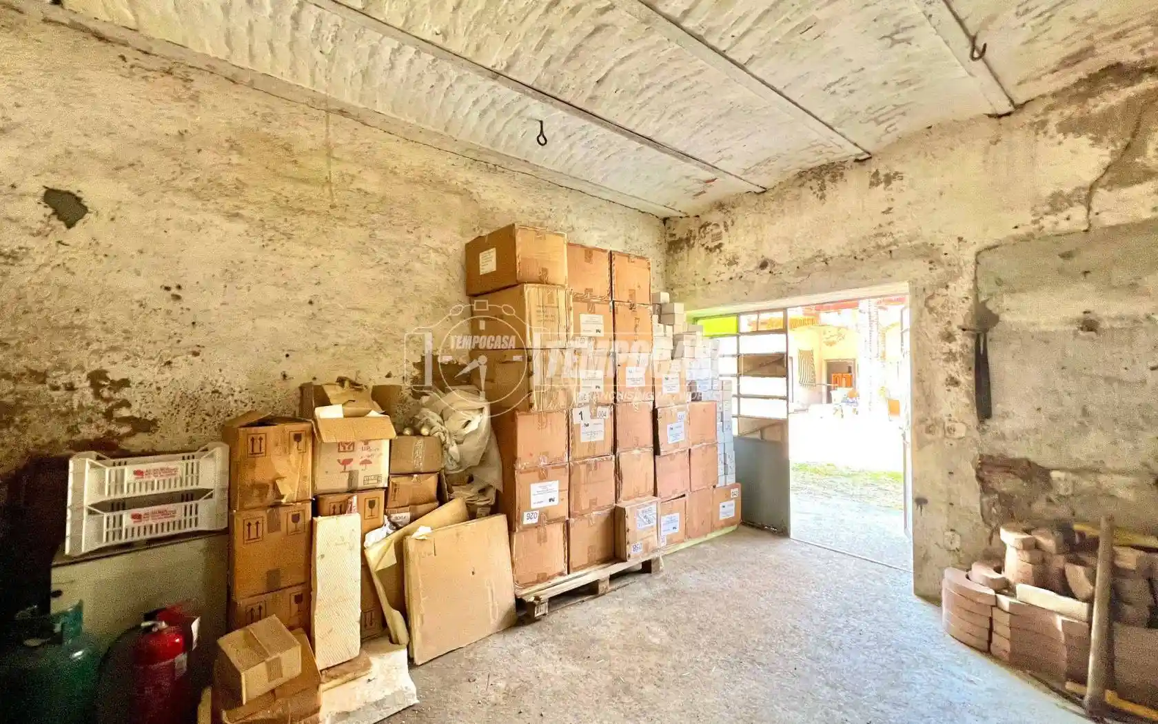 Rustico - Casale in vendita a Lonate Pozzolo