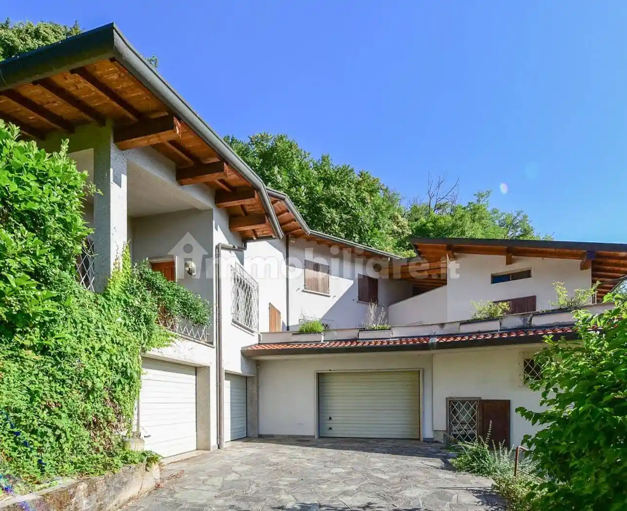 Villa in vendita a Erba