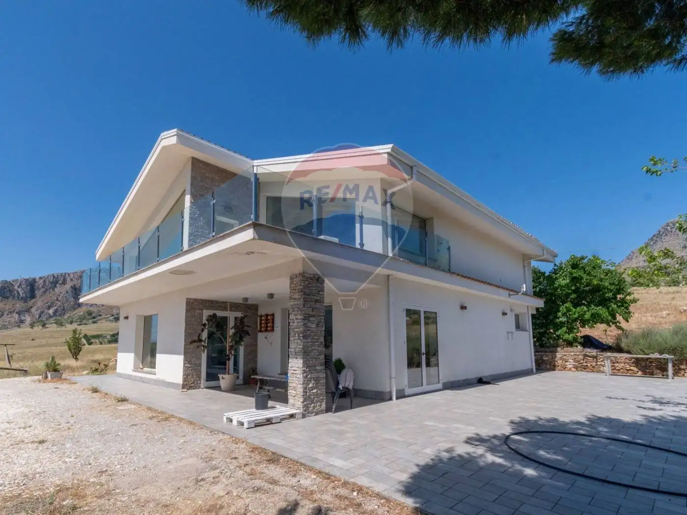 Villa in vendita a Piana degli Albanesi