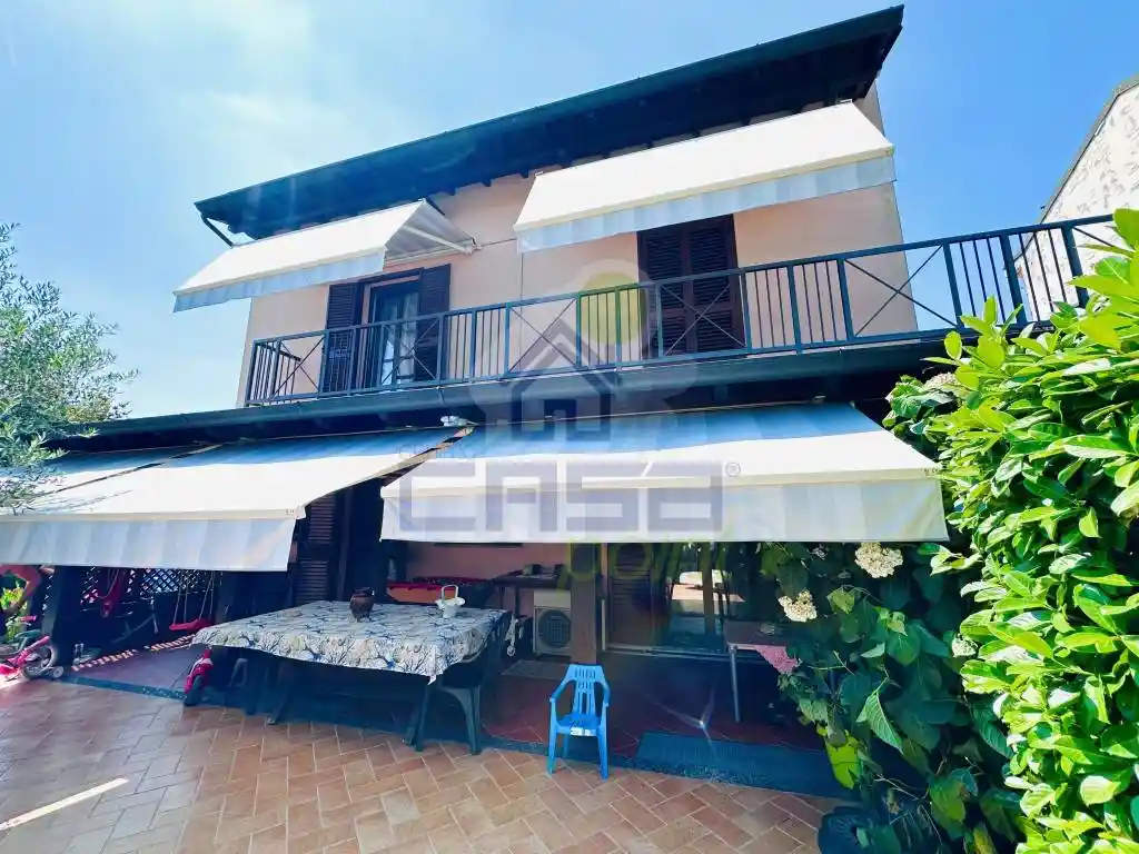 Villetta a schiera in vendita a Castiraga Vidardo