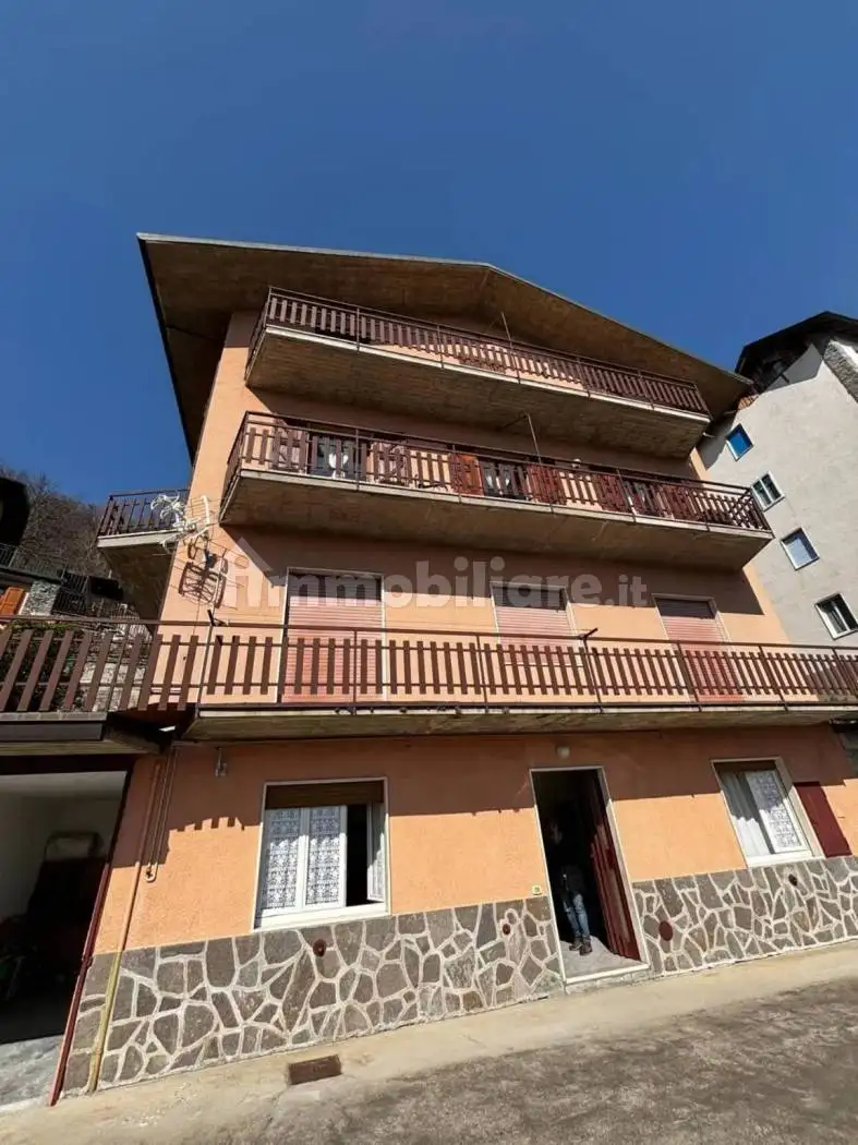 Appartamento in vendita a Rota d'Imagna