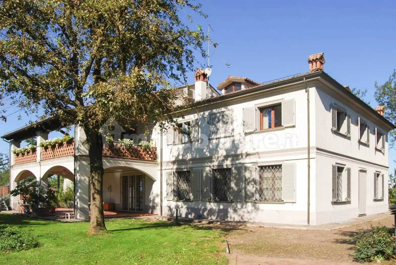 Villa in vendita a Piacenza