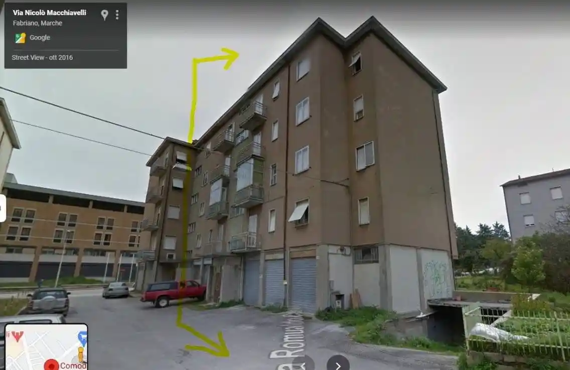 Palazzo - Edificio in vendita a Fabriano