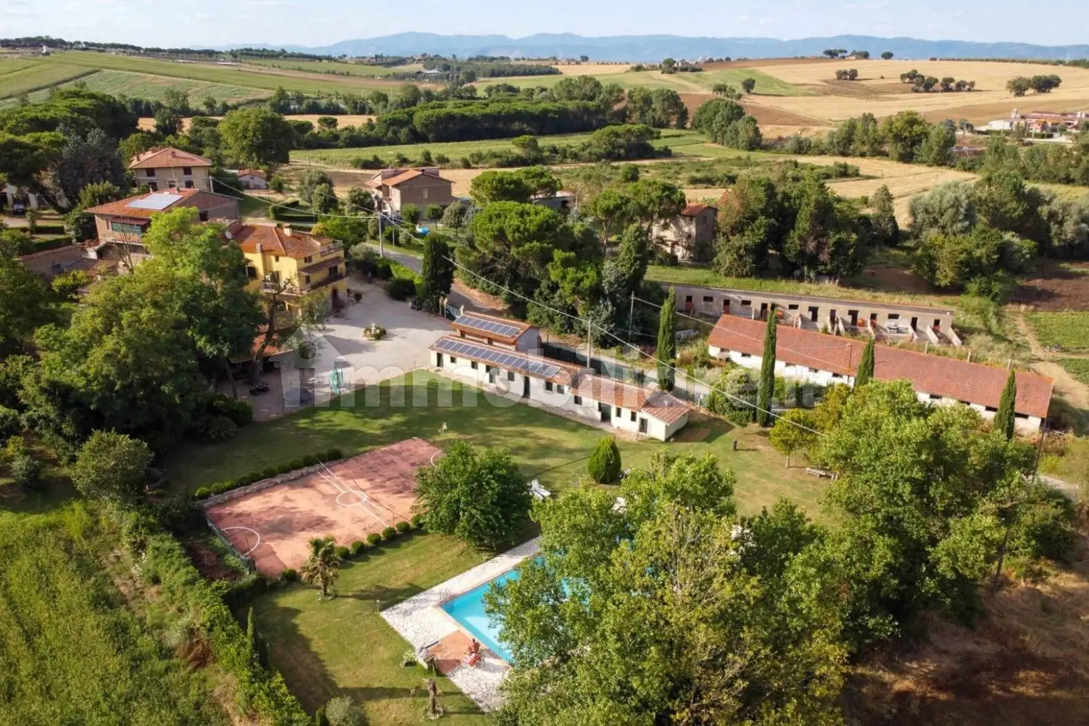 Rustico - Casale in vendita a Castiglione del Lago