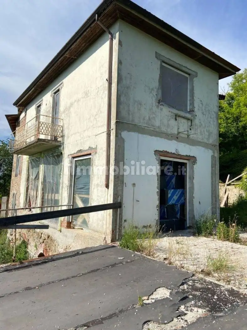 Rustico - Casale in vendita a Canneto Pavese