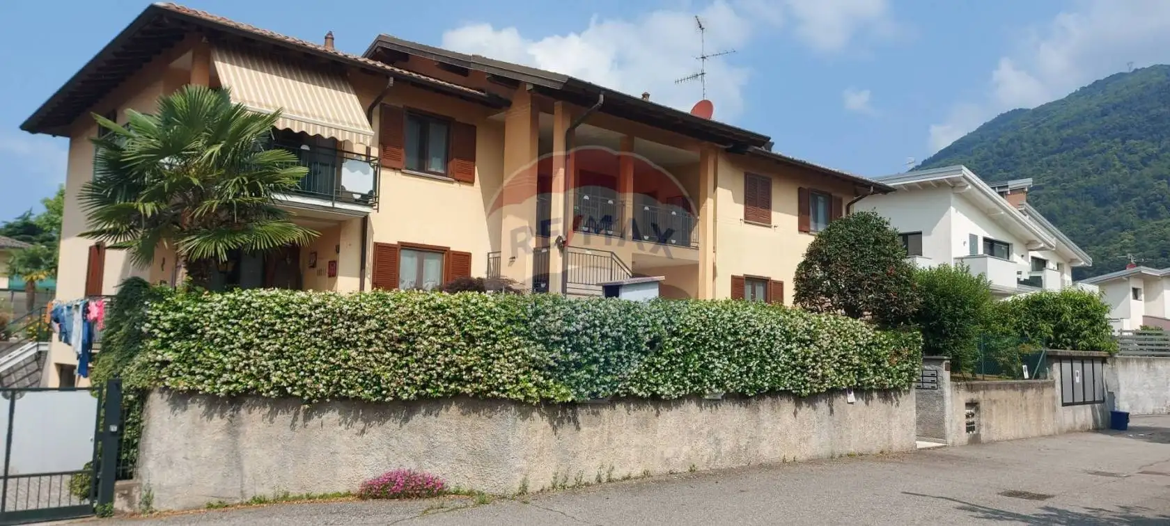 Appartamento in vendita a Cuvio