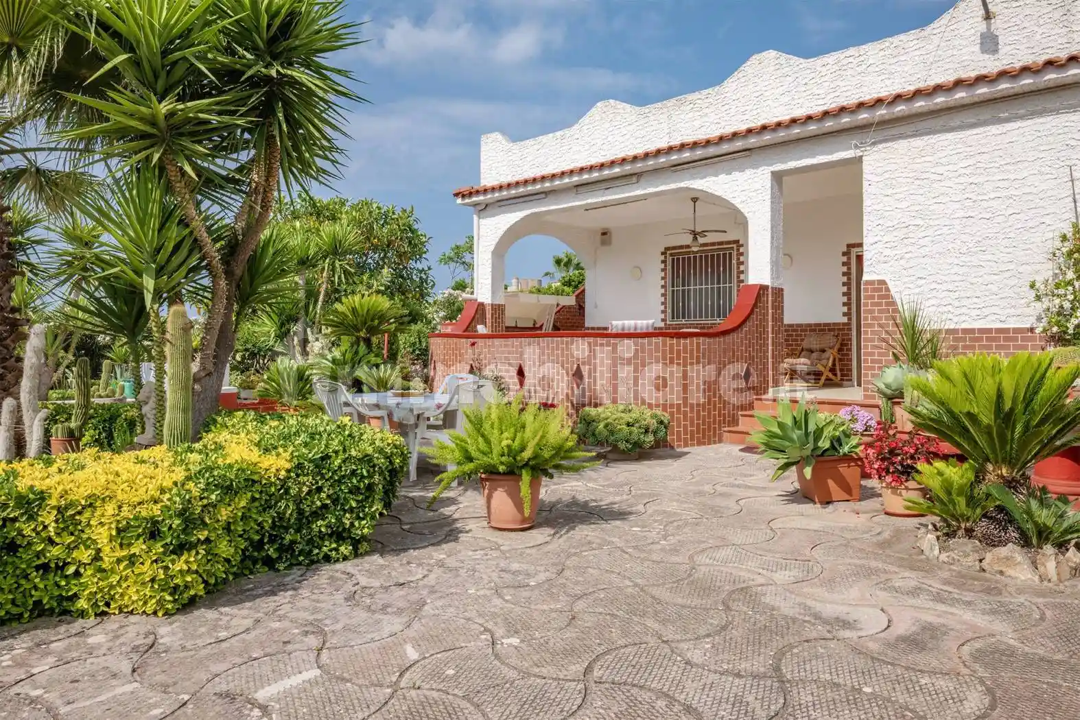 Villa in vendita a Lizzano