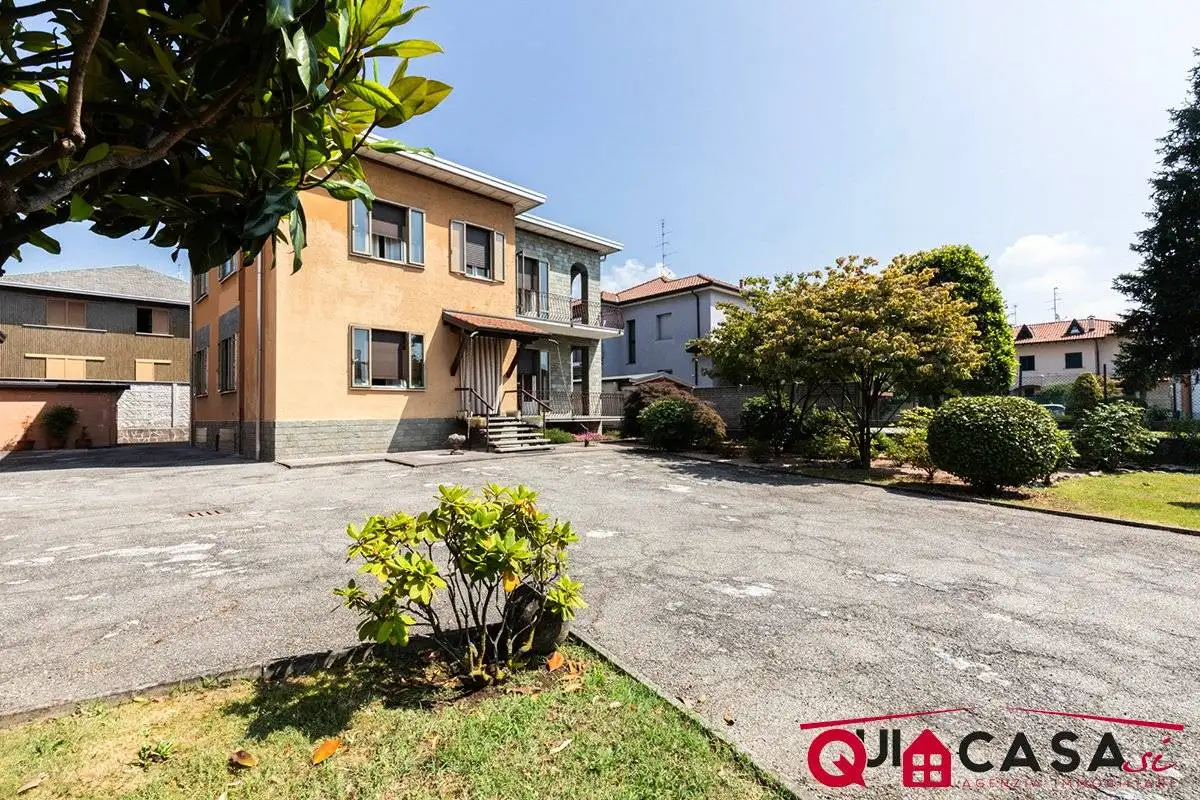 Villa in vendita a Gorla Maggiore