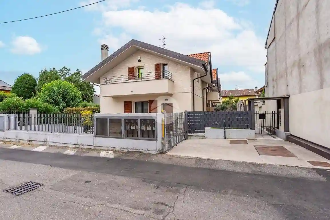 Villetta a schiera - foto 2