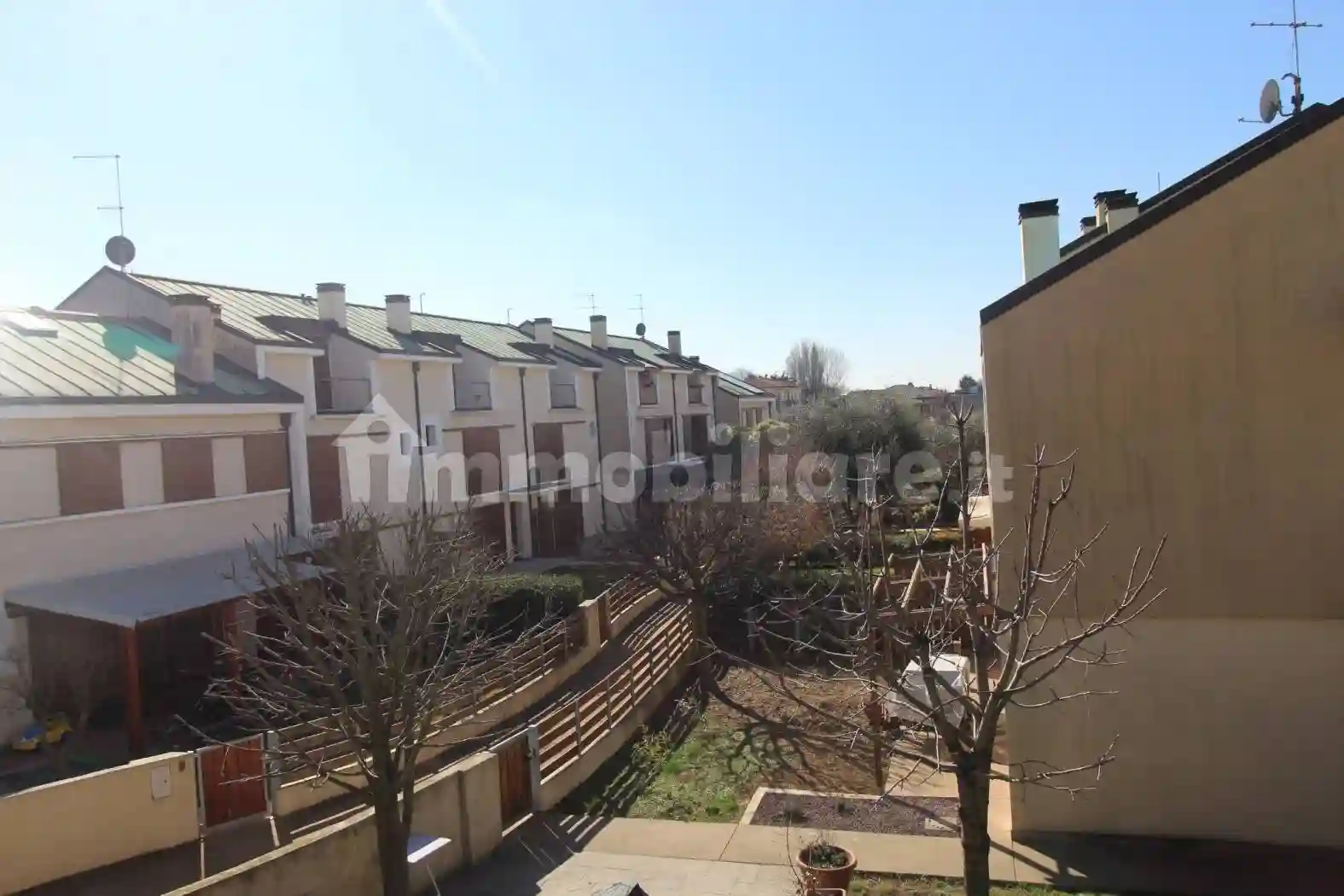 Villetta a schiera - foto 2